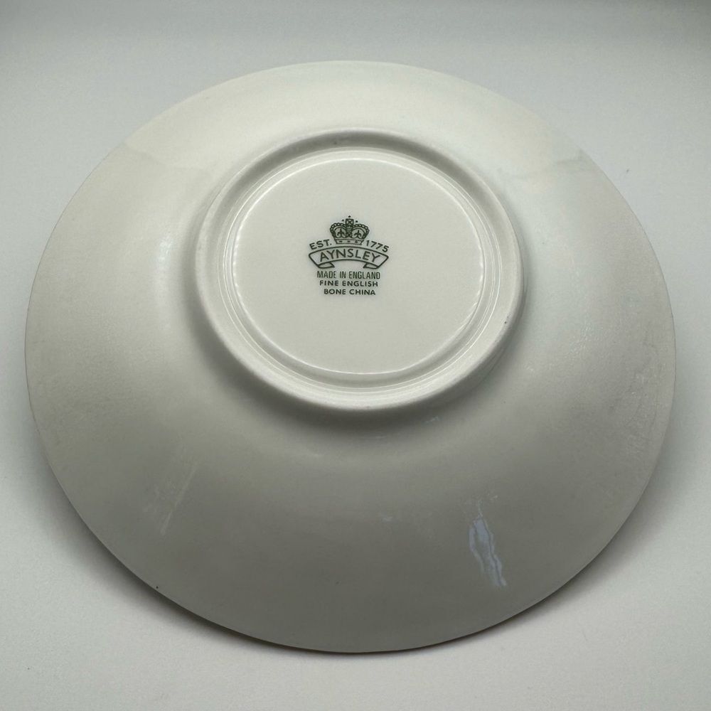 Vintage Aynsley English Bone China Tea Cup & Saucer - Orchard Fruit pattern - Picture 4 of 9